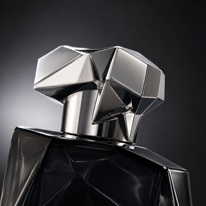 Flacon <span class=keywords><strong>de</strong></span> <span class=keywords><strong>parfum</strong></span> géométrique avant-gardiste 100 ml en verre obsidien noir taillé diamant pour marque <span class=keywords><strong>de</strong></span> luxe <span class=keywords><strong>de</strong></span> niche - Product Image 4