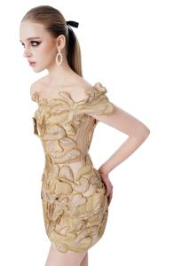 Robe SCULPTED RADIANCE _ robe de soirée de luxe haute couture de la marque locale vietnamienne - Product Image 2