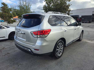 Nissan Pathfinder Platinum Plus 2015 Usado en Buen Estado, Sin Accidentes, Volante a la Izquierda/Derecha - Product Image 5