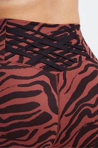 Pantalones cortos de gimnasio de alta calidad para mujer para entrenamiento Fitness Pantalones cortos deportivos de yoga transpirables con logotipo sin costuras Impresión digital Color sólido - Product Image 4