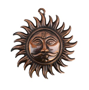 Tenture murale en métal Sun Art Decor au design marron - Product Image 1