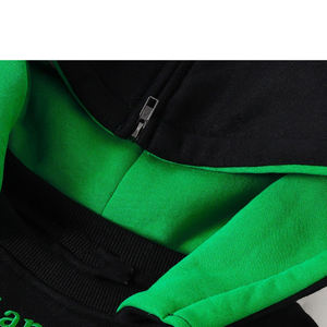 Sudadera de chenilla verde estampada 100% algodón para invierno con franja rosa, puños transpirables, bolsillo canguro y capucha frontal. - Product Image 6