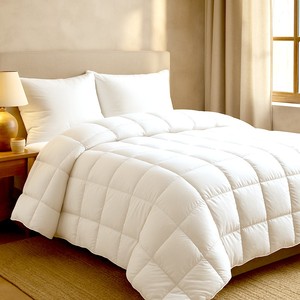 Fabriqué en Italie Prêt à être expédié Couette en duvet moyen 100% coton Housse 100% duvet Remplissage hongrois Couette douce CM 140X200 Marque privée - Product Image 6
