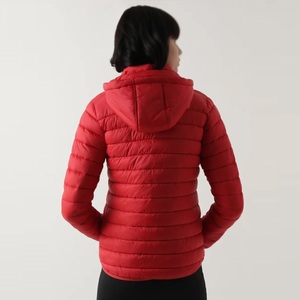 Chaqueta acolchada transpirable empacable resistente al agua con cremallera completa de manga larga ligera de piel de oveja para mujer decoración de letras - Product Image 4