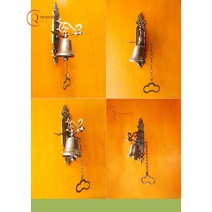 Cloches murales de Noël faites à la main classiques cloches en métal vintage uniques pour les fêtes de fête dans les hôtels et les centres de villégiature en vente chaude - Product Image 5