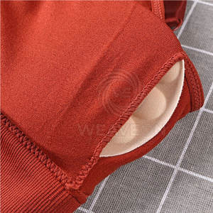 Soutien-gorge de sport grande taille pour femmes, confortable et facile à porter, disponible en stock - Product Image 4