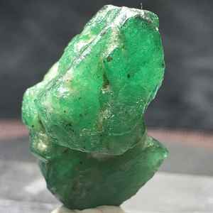 Especímen de Esmeralda Natural Swat de 5.85 Gramos, Cristal de Berilo Verde de 22.92x15.95mm, Piedra Preciosa Suelta de Origen Pakistaní, Piedra Preciosa Brillante - Product Image 2