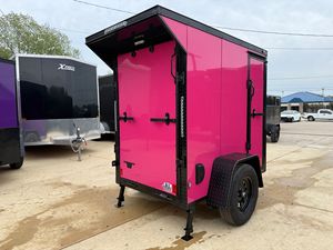 Remorque de transport fermée rose 7x16TA à essieu simple, carrosserie en acier, éclairage LED, garniture noire, porte avec serrure - Product Image 3
