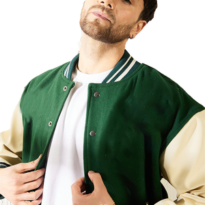 Blouson universitaire vert matelassé pour homme 2026 avec logo personnalisé brodé et en chenille – Hiver - Product Image 5