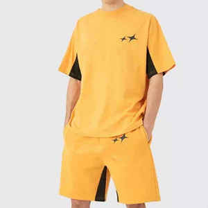 Conjunto doble de ropa informal de alta calidad 100% algodón Puff estampado Logo camisa y pantalones cortos conjunto de 2 piezas conjunto doble para hombres de dos tonos de color - Product Image 1