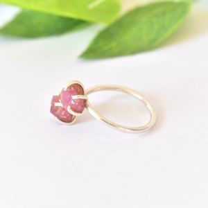 Anillo de piedras preciosas en bruto de rubí africano Natural, ajuste de Punta chapada en oro, regalo de joyería de piedras preciosas en bruto elegante para mujer - Product Image 2