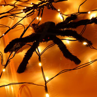 Lampu LED Jaring Laba-laba Halloween Bahan Plastik Bertenaga Baterai untuk Dekorasi Dalam Ruangan, Ciptakan Suasana Seram
