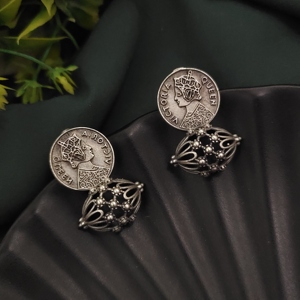 Pendientes de tuerca de moneda de plata de alta calidad más vendidos directamente del proveedor indio patrón geométrico de alta calidad - Product Image 1