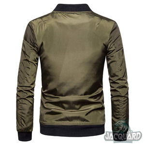 เสื้อแจ็กเก็ตบอมเบอร์ผ้าซาตินสำหรับผู้ชายเสื้อแจ็กเก็ตมีซิปคอเสื้อวินเทจผ้ากันลมใส่ได้ตามต้องการสำหรับฤดูหนาว - Product Image 2