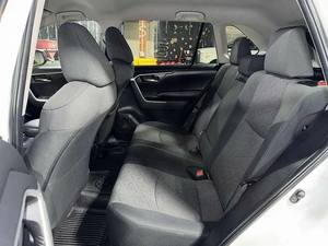 Toyota RAV4 XLE 4D SUV Usado 2022, Motor 2.5L de 4 Cilindros, Vehículo en Excelentes Condiciones - Product Image 3