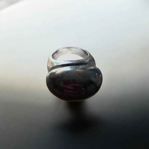 Resin Acrylic Rings Round Shape Handcrafted Love Ring Women Party Jewelry Wholesale Supply for Best Price - Product Image 4