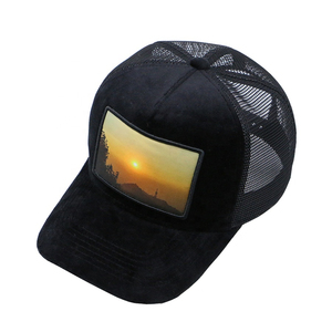 Diseño personalizado de 5 paneles de malla de terciopelo gorras de camionero parche de impresión 3D bordado marco gorras de camionero - Product Image 4