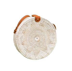 Bolsa redonda de ratán de flores blancas con margaritas blancas Bolsas de playa de macramé de ganchillo Directo del proveedor indio - Product Image 1