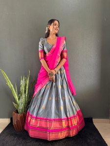 เปิดตัวชุดเลเฮนกาโชลีสำหรับงานเทศกาลใหม่ พร้อมผ้าดูปัตตา ผ้าฝ้าย แต่งขอบกว้าง งานทอประณีต ทันสมัย ใส่ได้ทุกฤดู - Product Image 4