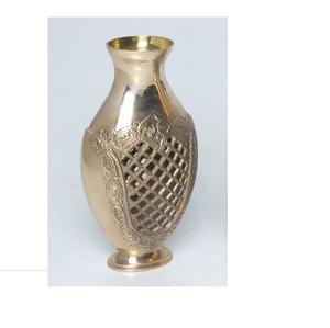 Vase à fleurs de haute qualité, design classique et élégant, vente en gros, nouveau vase à fleurs, design attrayant, vase à fleurs en métal - Product Image 1