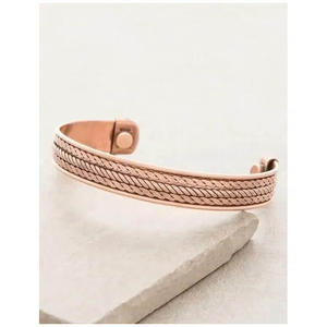 Pulsera de cobre tradicional con detalles trenzados elegantes Un guiño elegante a la artesanía curativa clásica - Product Image 4