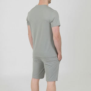 Conjuntos de pantalones cortos personalizados de verano para hombre, chándal con logotipo personalizado, ropa informal suelta de manga corta de dos piezas, conjunto de pantalones cortos negros Unisex - Product Image 5