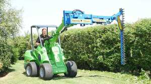 Tondeuse à haies pivotante sans fil Slanetrac SA800 disponible - Product Image 3