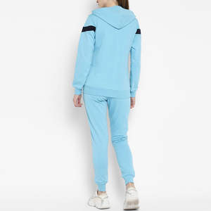 Ensemble de survêtement Y2K 2026 en velours élastique pour femme – Tenue douce et respirante avec logo personnalisé - Product Image 3