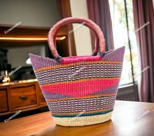 El más nuevo diseño Natural clásico tejido paja agua Jacinto algas marinas cesta de mimbre almacenamiento con asa bolsa de artesanías para mujeres - Product Image 6