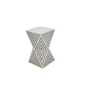 Mesa Auxiliar Artesanal con Incrustaciones de Hueso y Ágata, la Mejor Calidad a Precio de Mayoreo - Product Image 1
