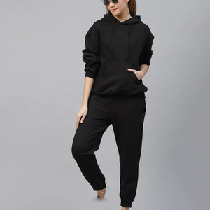 Conjunto de chándal de mujer de alta calidad Traje de Jogger de tela transpirable y suave Chándal de actividades deportivas y al aire libre de alta calidad - Product Image 4