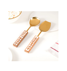 Serveur à salade en laiton Design tendance Couverts Poignée en résine Ensemble de service à salade Acier miroir au meilleur prix - Product Image 3