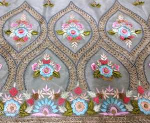 สูทสไตล์อินเดียปักด้วยมือดีไซน์เนอร์ทันสมัยชุดสูทสำหรับผู้หญิงสวยแพง - Product Image 1