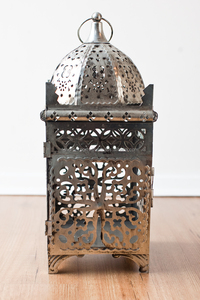 Premium Quality Traditional Metal <b>Lanterns</b> Candle Holders and Stands Reasonably Priced <b>Tealight</b> Holders for Home Decoration - Product Image 4