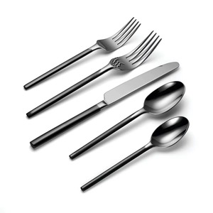 Ensemble de couverts noir simple pour la salle à manger quotidienne à la maison, les repas en famille, les hôtels, les restaurants et l'utilisation de table décontractée, vente en gros en provenance d'Inde - Product Image 1
