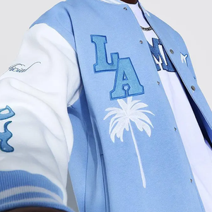 Veste universitaire bleu clair personnalisée OEM pour hommes avec logo brodé en chenille col montant manches en cuir pour l'hiver - Product Image 6