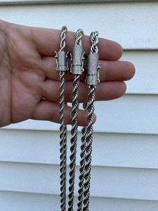 Collier à fermoir en moissanite pour homme avec plaque en acier inoxydable ou argent sterling 925 Chaîne en corde avec diamant Bijoux de mode - Product Image 2