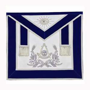 Tablier conçu avec une sangle durable à coutures soignées et une texture douce adaptée aux uniformes de tous les jours. - Product Image 6