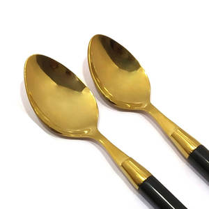 Ensemble de couverts de luxe en acier inoxydable de haute qualité, style occidental, doré, faible MOQ, design vintage, léger, prêt pour un mariage - Product Image 5