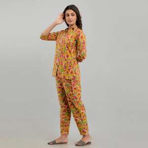 Traje de noche con estampado floral y Leopardo de algodón mostaza para mujer con cintura elástica y cierre de botón transpirable ODM Supply (SHKY1002) - Product Image 4