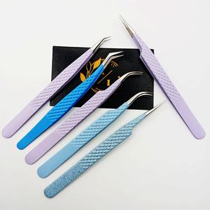 Pinzas para Pestañas Multiusos de Acero Inoxidable Profesional de Marca Privada, Antiestáticas, Duraderas, de Precisión, con Agarre Perfecto y Ecológicas - Product Image 1