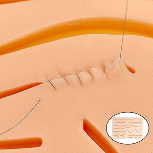 Ensemble de formation de suture pour étudiants en médecine Tampon en silicone durable à 3 couches Plaies prédécoupées en acier inoxydable pour étudiants en médecine - Product Image 5