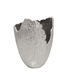 Exquisite Handmade Coastal Metal <b>Vase</b> with Fine Detailing <b>Gold</b> Finish for Elegant Home Decor Living Room Tabletop Display - Product Image 3