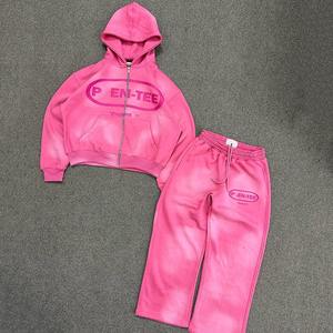 ชุดวอร์มผู้ผลิตตามสั่ง ผ้าฝ้าย 100% เฟรนช์เทอร์รี่ 500 แกรม ล้างสีแบบแอซิดวอช พร้อมลายพ่นสเปรย์ ชุดวอร์มแบบยูนิเซ็กซ์ - Product Image 4