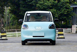รถยนต์มือสอง Mini EV ปี 2025 5 ประตู จากประเทศจีน ระยะทางวิ่ง NEDC 201-300 กม. แบตเตอรี่ 50-70 กิโลวัตต์ชั่วโมง มอเตอร์ 120 กิโลวัตต์ - Product Image 4