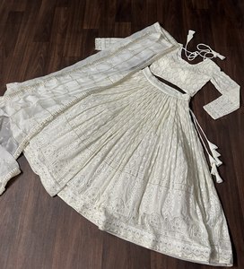 Dernier Designer Faux Georgette Séquence Fil Broderie Travail Lehenga Choli Par Fab Zone - Product Image 1