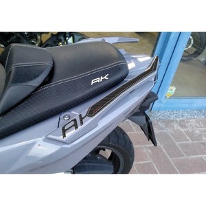 Adesivi Protettivi in Resina per Manubrio Compatibili con Scooter Kymco Ak 550 2017-2022, Adesivi per Moto - Product Image 1