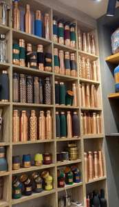 Elegante botella de agua ecológica a prueba de fugas ecológica de 2L, beneficios ayurvédicos, gorra duradera para fiestas de viaje de Hidratación Diaria - Product Image 6