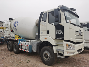 Camion malaxeur à béton de qualité supérieure Smart Value, 6x4 8x4, diesel Euro 2 Euro 5 Euro 6, volume de 8-10-12-16-18 mètres cubes - Product Image 4