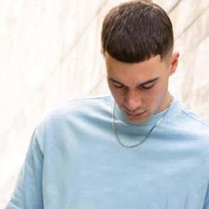 Camisetas de Algodón Personalizadas de Alta Calidad - Logotipos y Texto Personalizados, Material Duradero y Transpirable - Ideal para Promociones, Equipos - Product Image 4